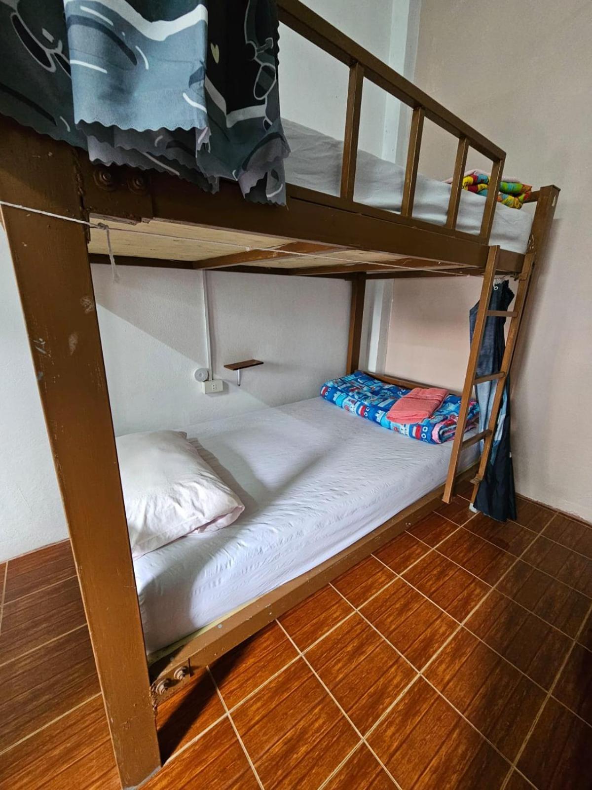 Bami Hostel Тхакхэк Экстерьер фото